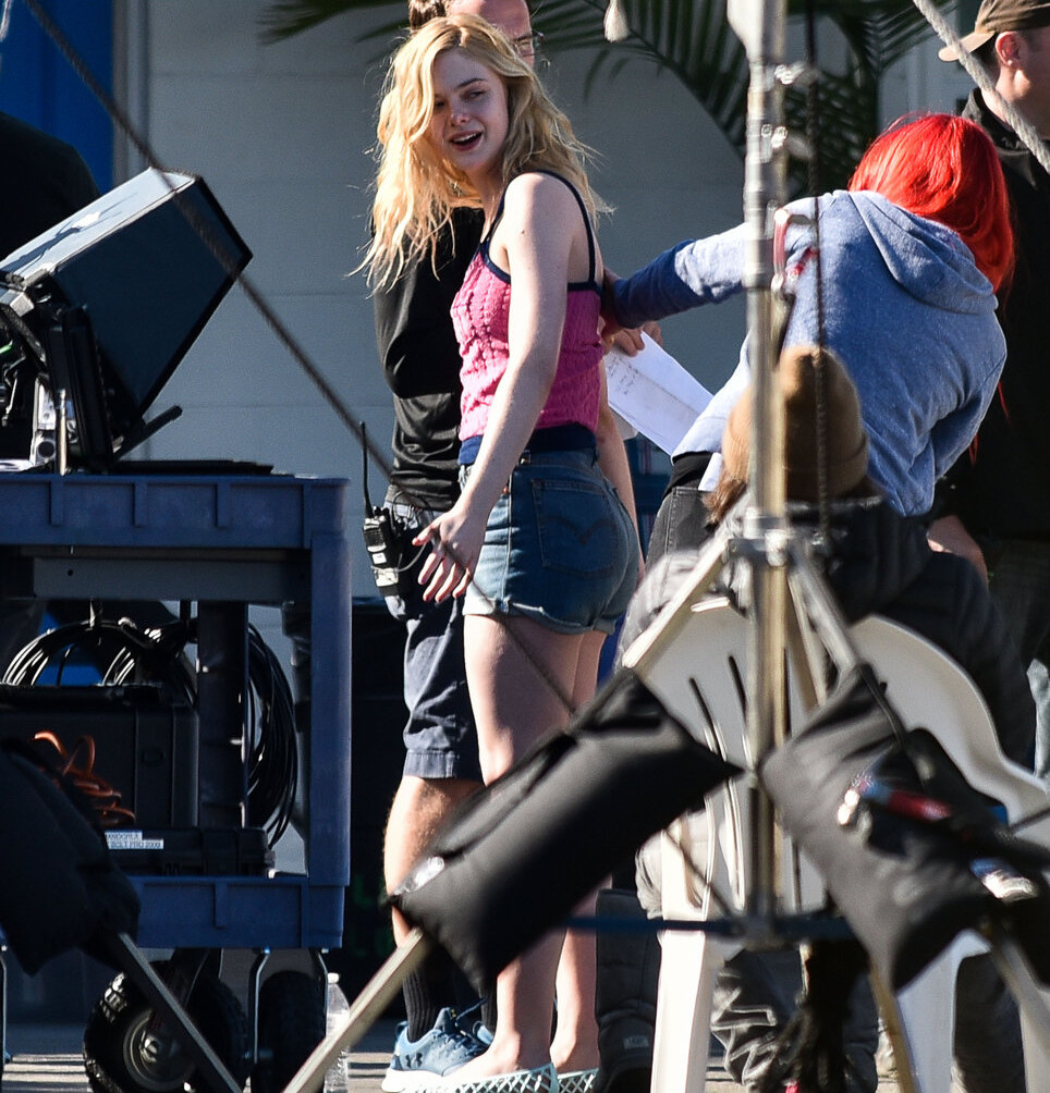 elle-fanning gallery photo #870