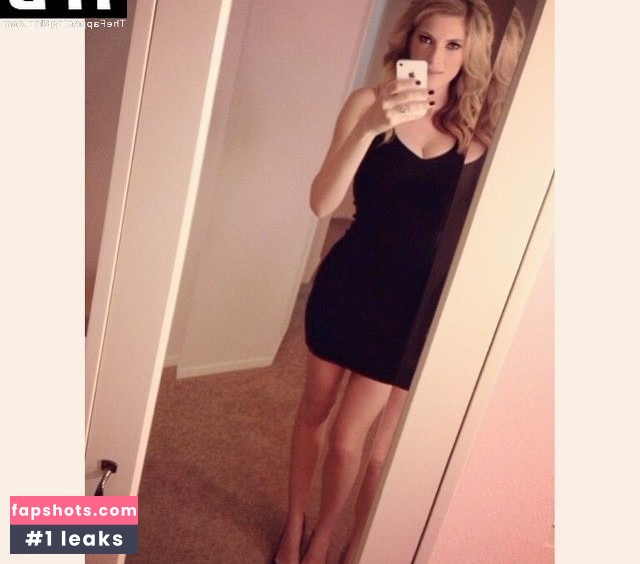 Elle Fowler gallery photo #7