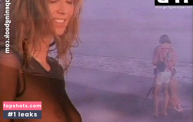 Elle Macpherson gallery photo #58