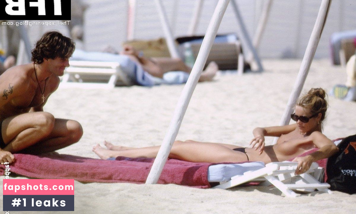 Elle Macpherson gallery photo #64