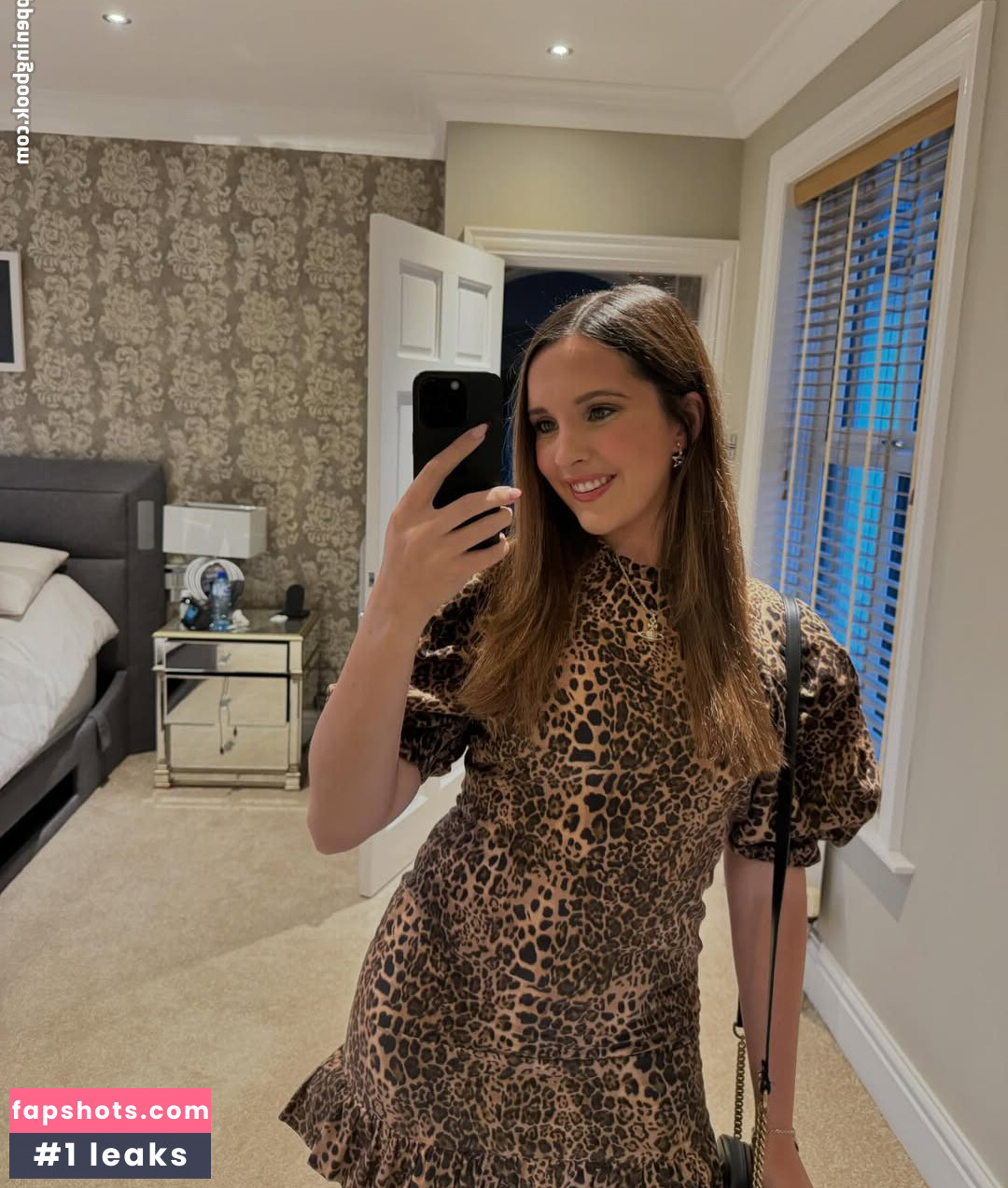 Elle Mulvaney gallery photo #18