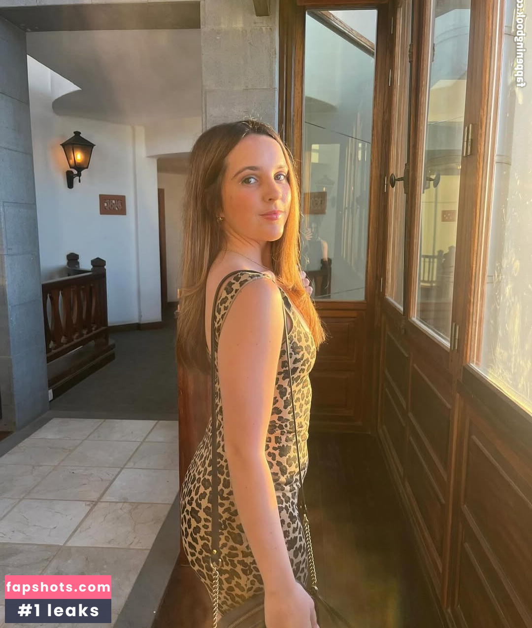 Elle Mulvaney gallery photo #19