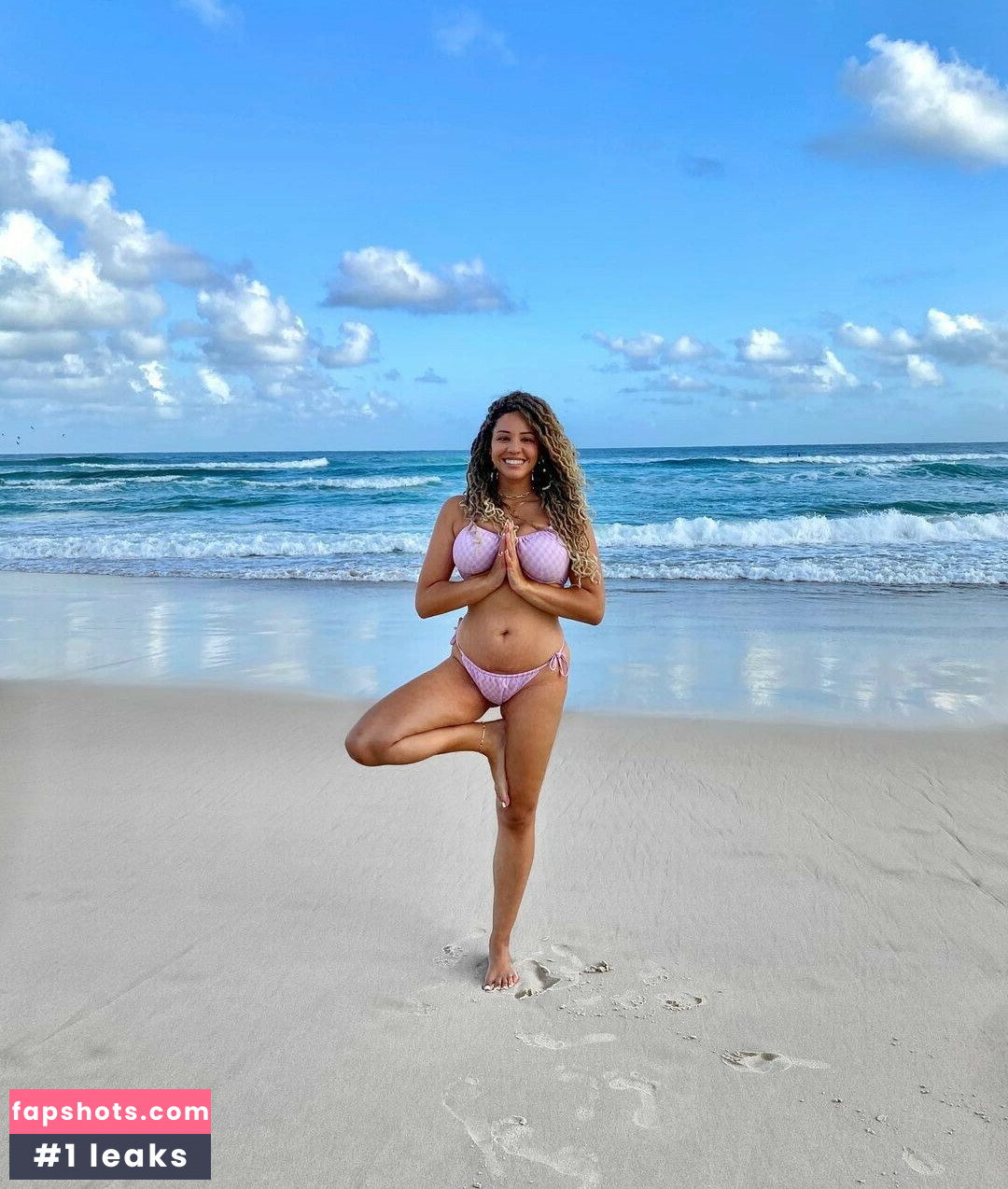 Elle Osili-Wood Nude Leaks OnlyFans Photos #4 - LeakJerk