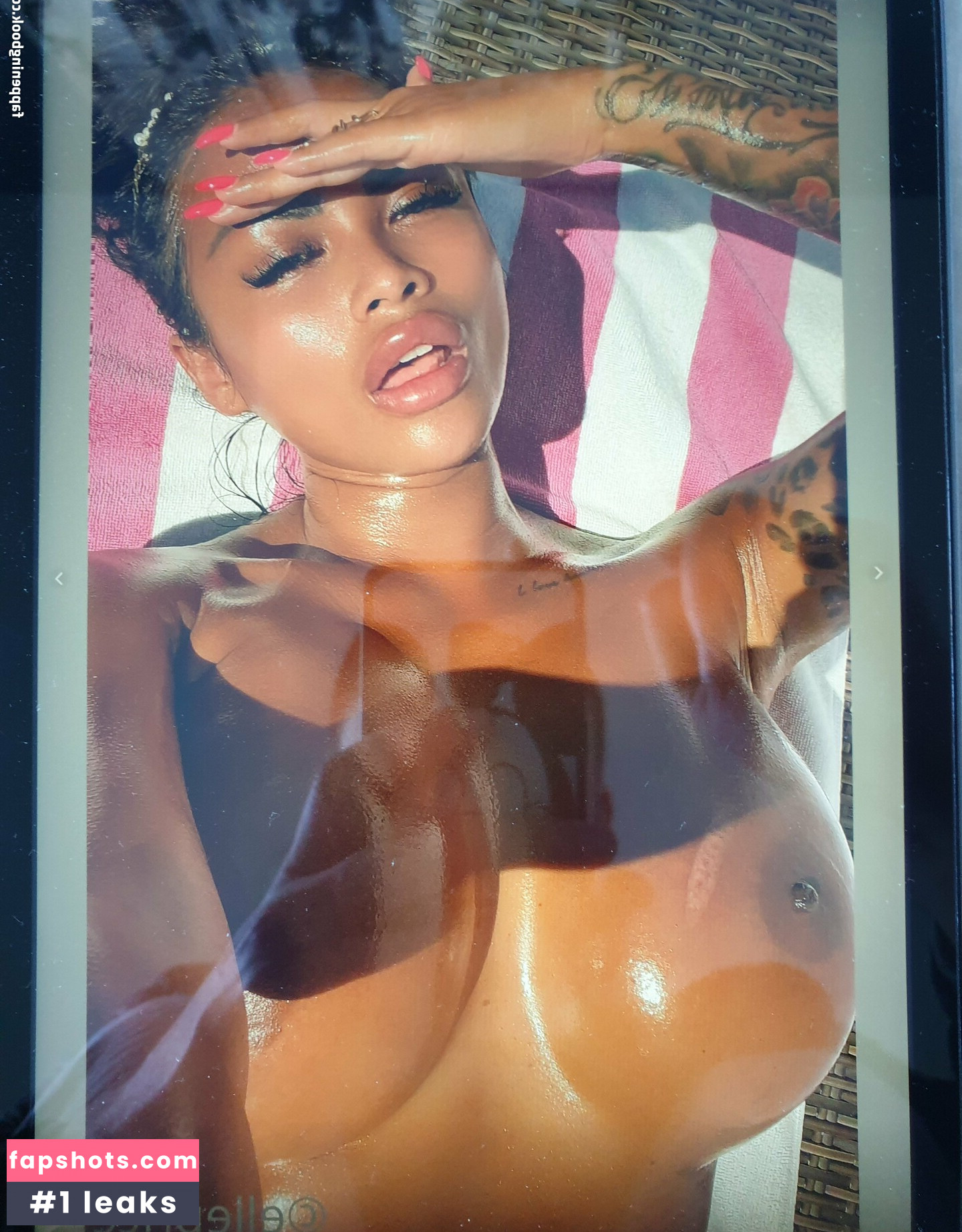 Elle Price gallery photo #9