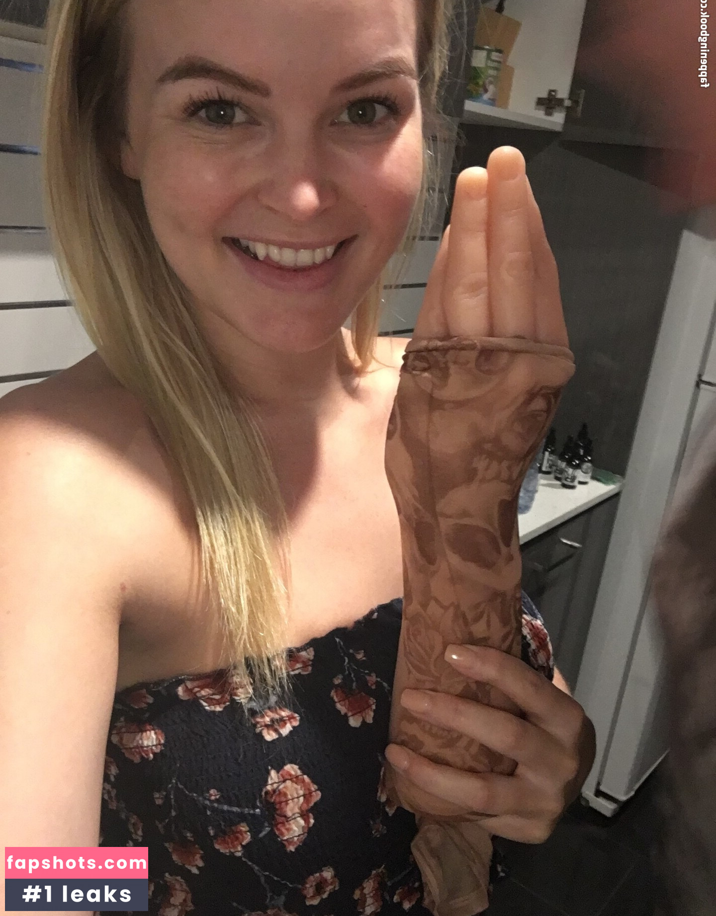 elleknox gallery photo #38