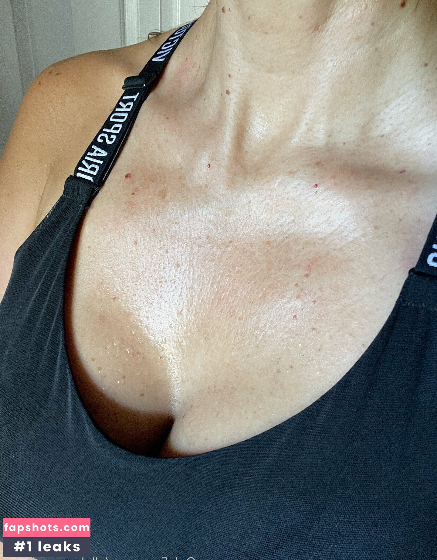 ellelyon.exclusive Nude Leaks OnlyFans Photos #20 - Fapshots