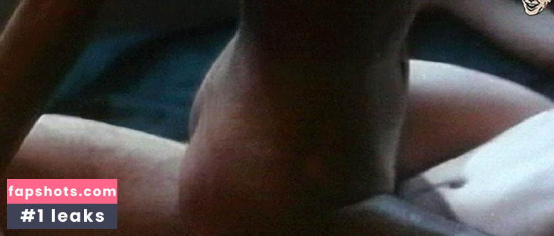 Ellen Chan gallery photo #14