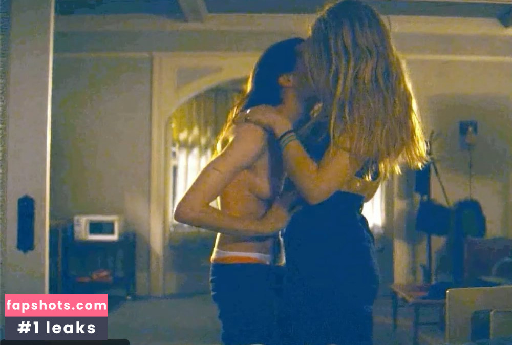 Ellen Page gallery photo #5