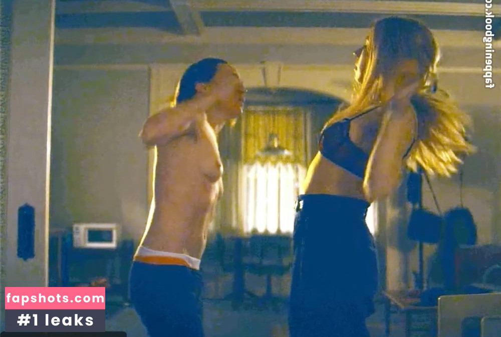 Ellen Page gallery photo #7