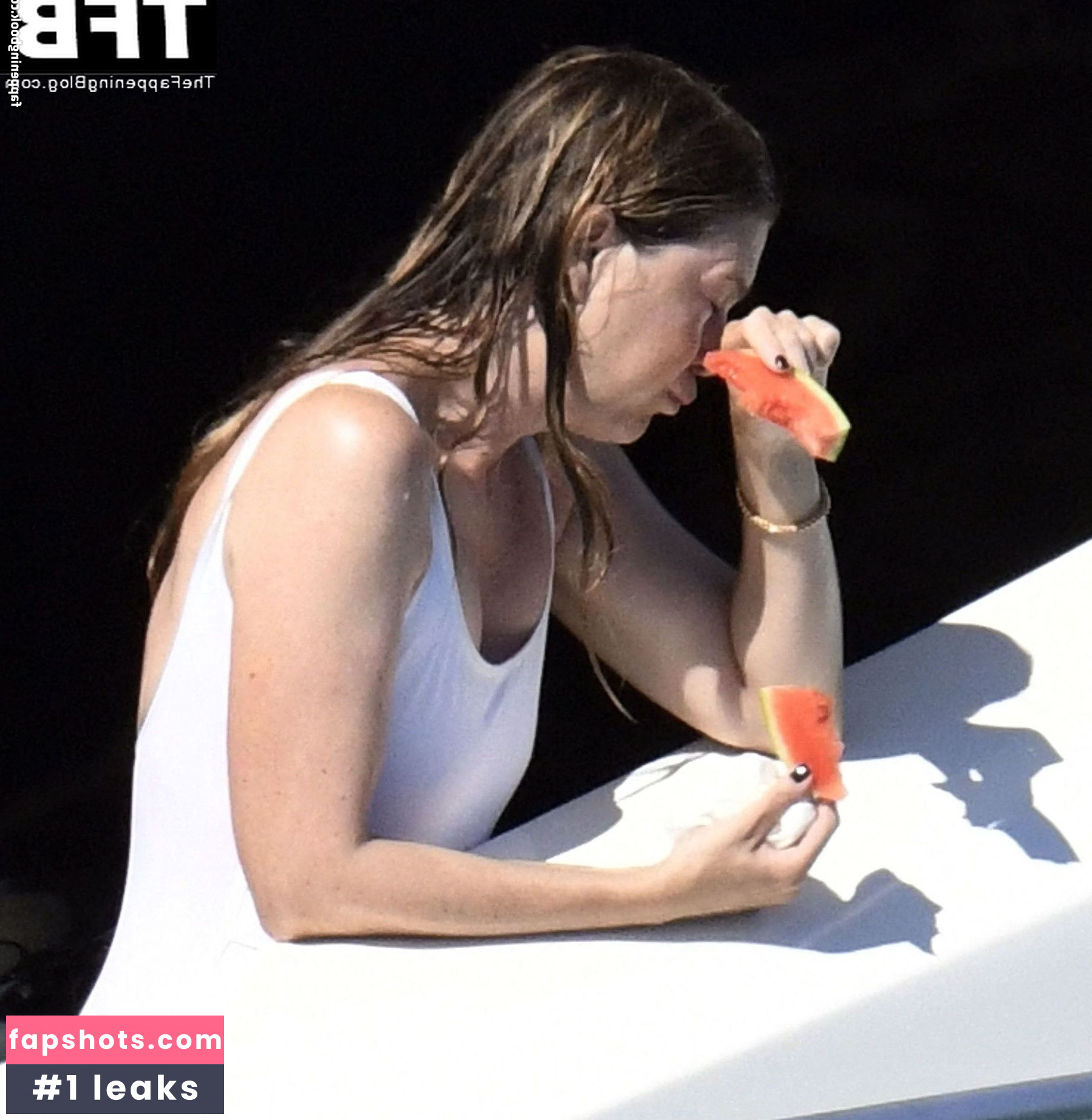 Ellen Pompeo Nude Leaks OnlyFans Photos #38 - LeakJerk