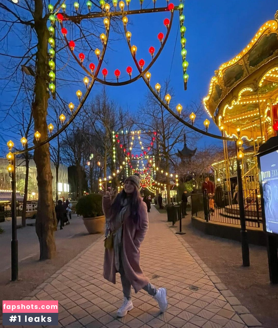 Ellen Rose gallery photo #25