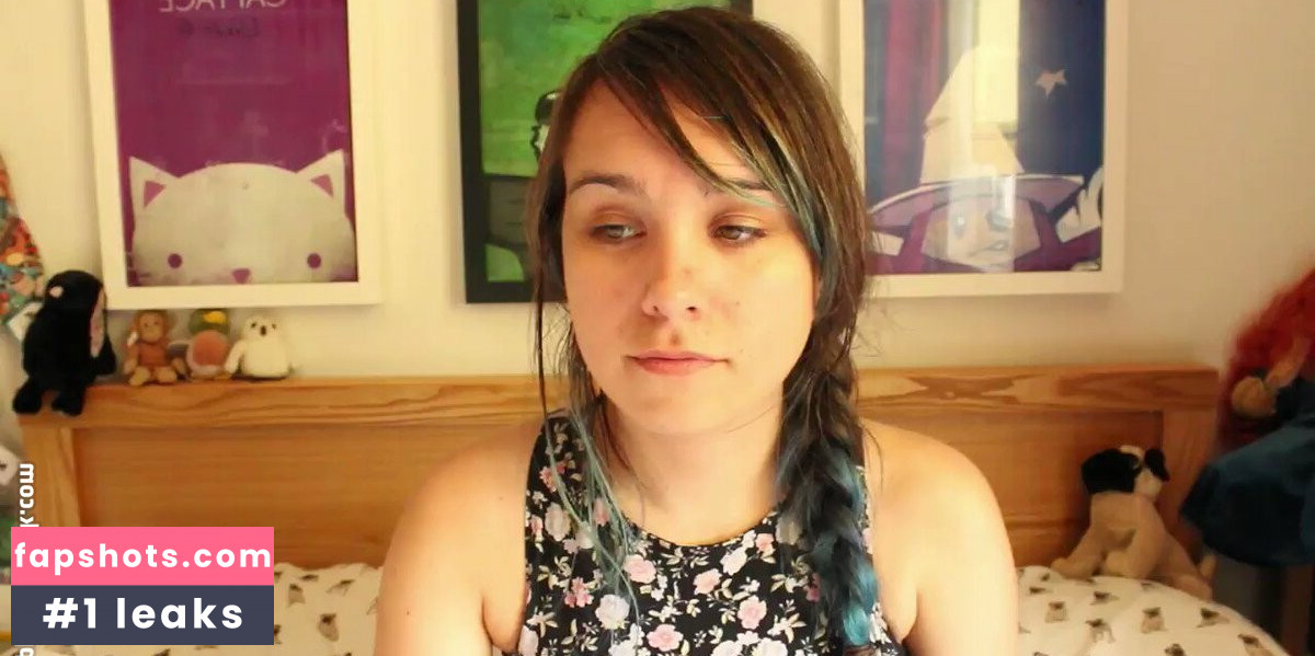 Ellen Rose gallery photo #33