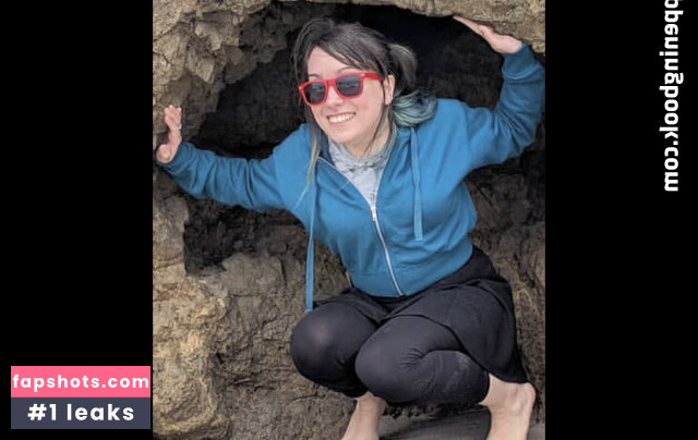 Ellen Rose gallery photo #37