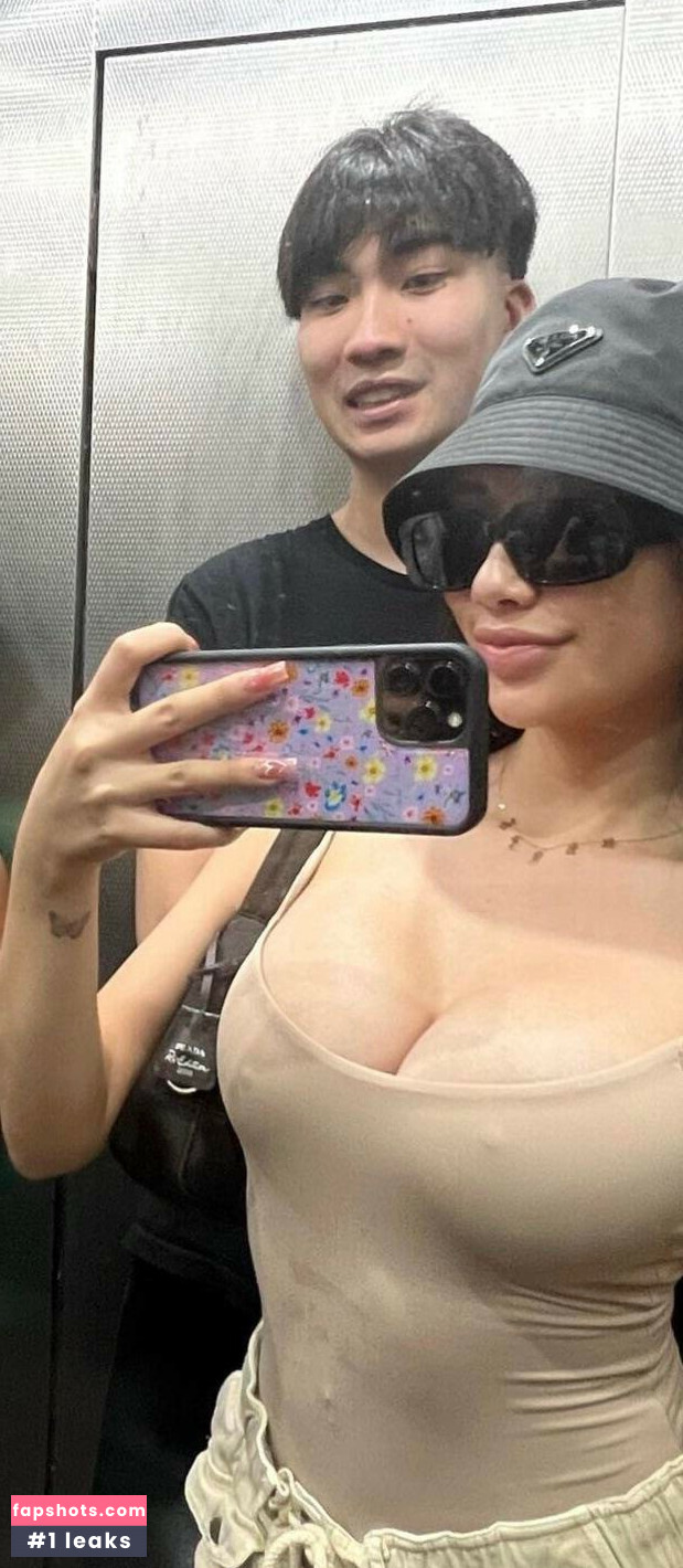 Ellerie Marie gallery photo #12