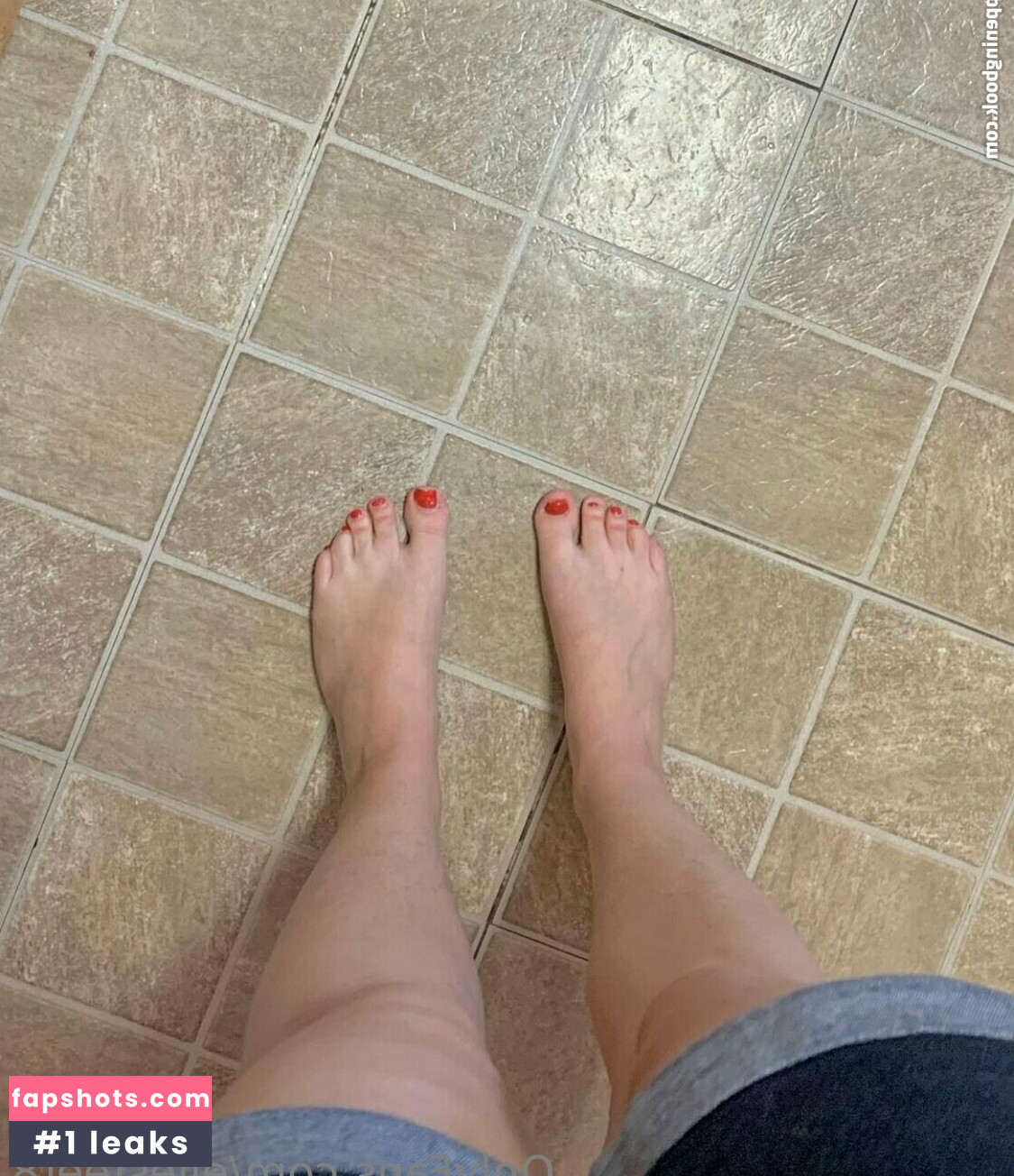 ellesfeet8