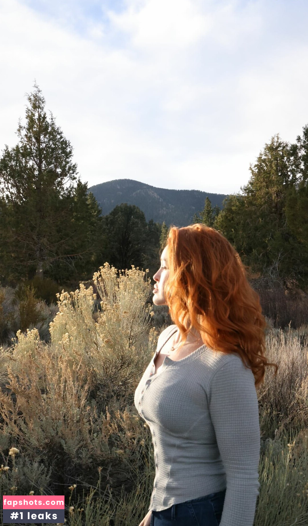 Elley Duhé gallery photo #2