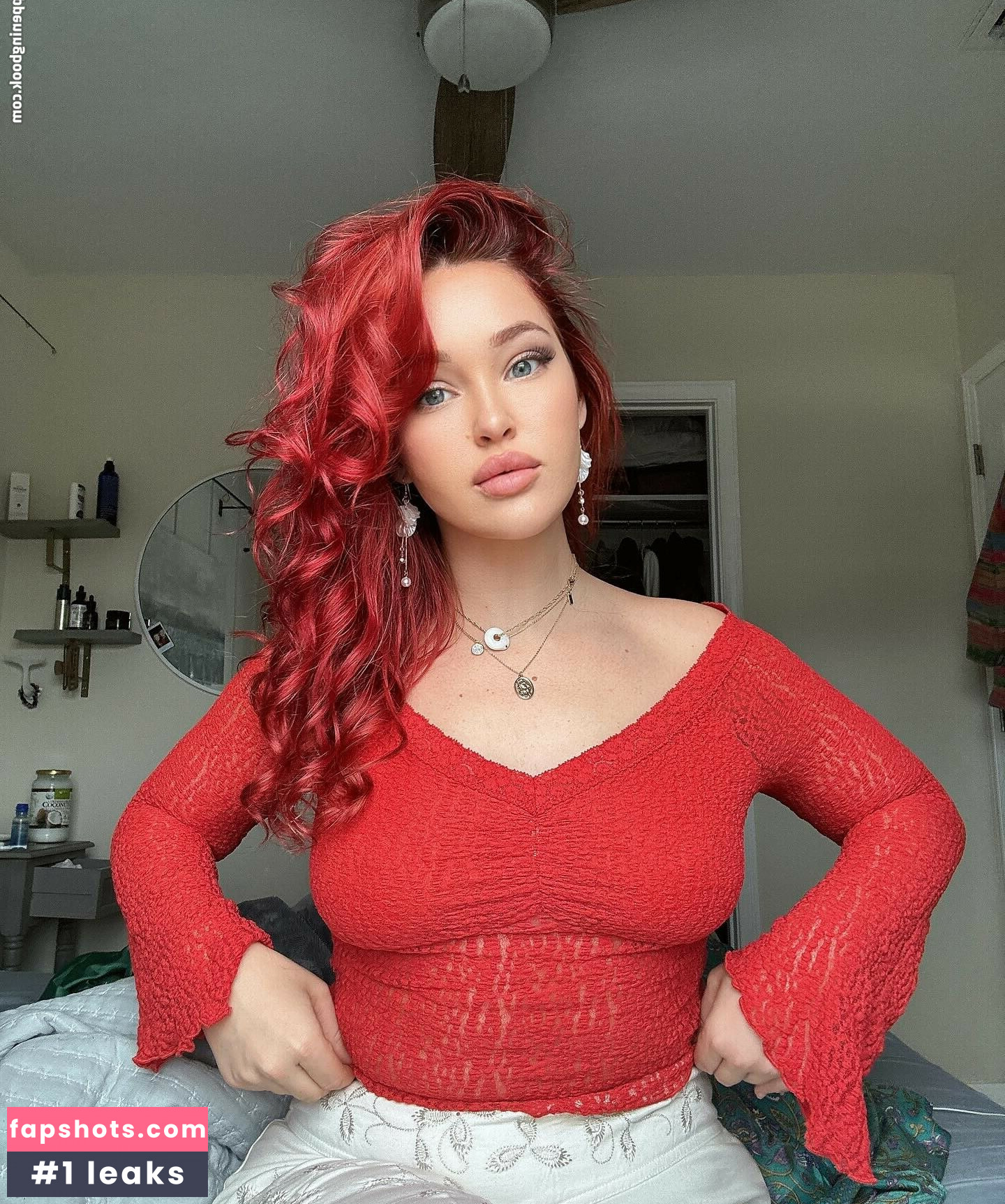 Elley Duhé gallery photo #24