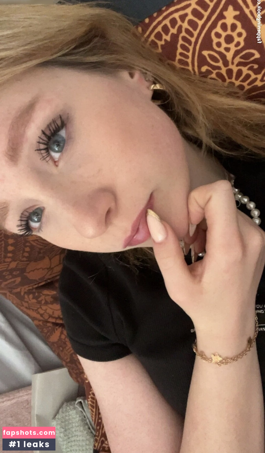 Elli_69@xh gallery photo #3