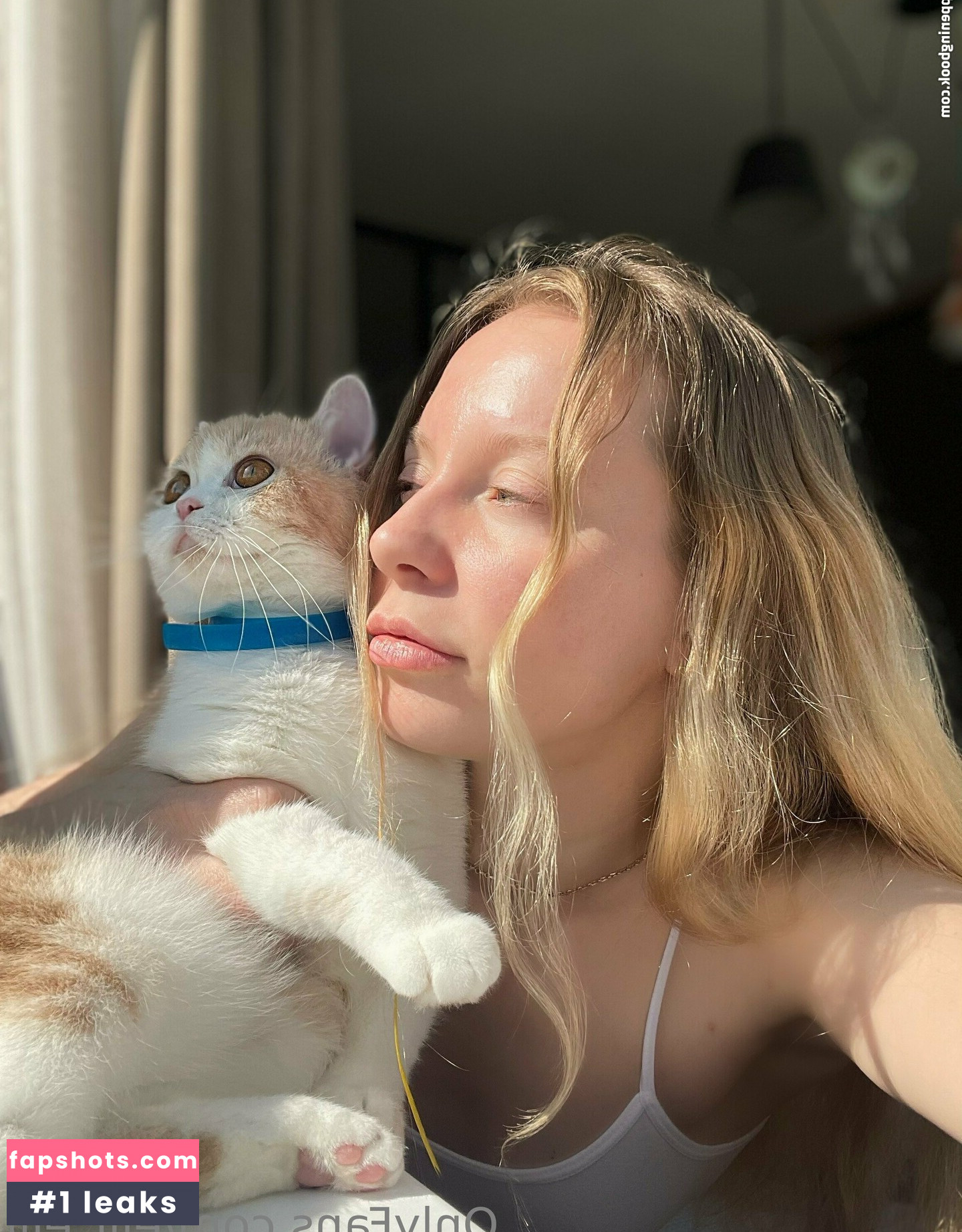 elli_elli gallery photo #26