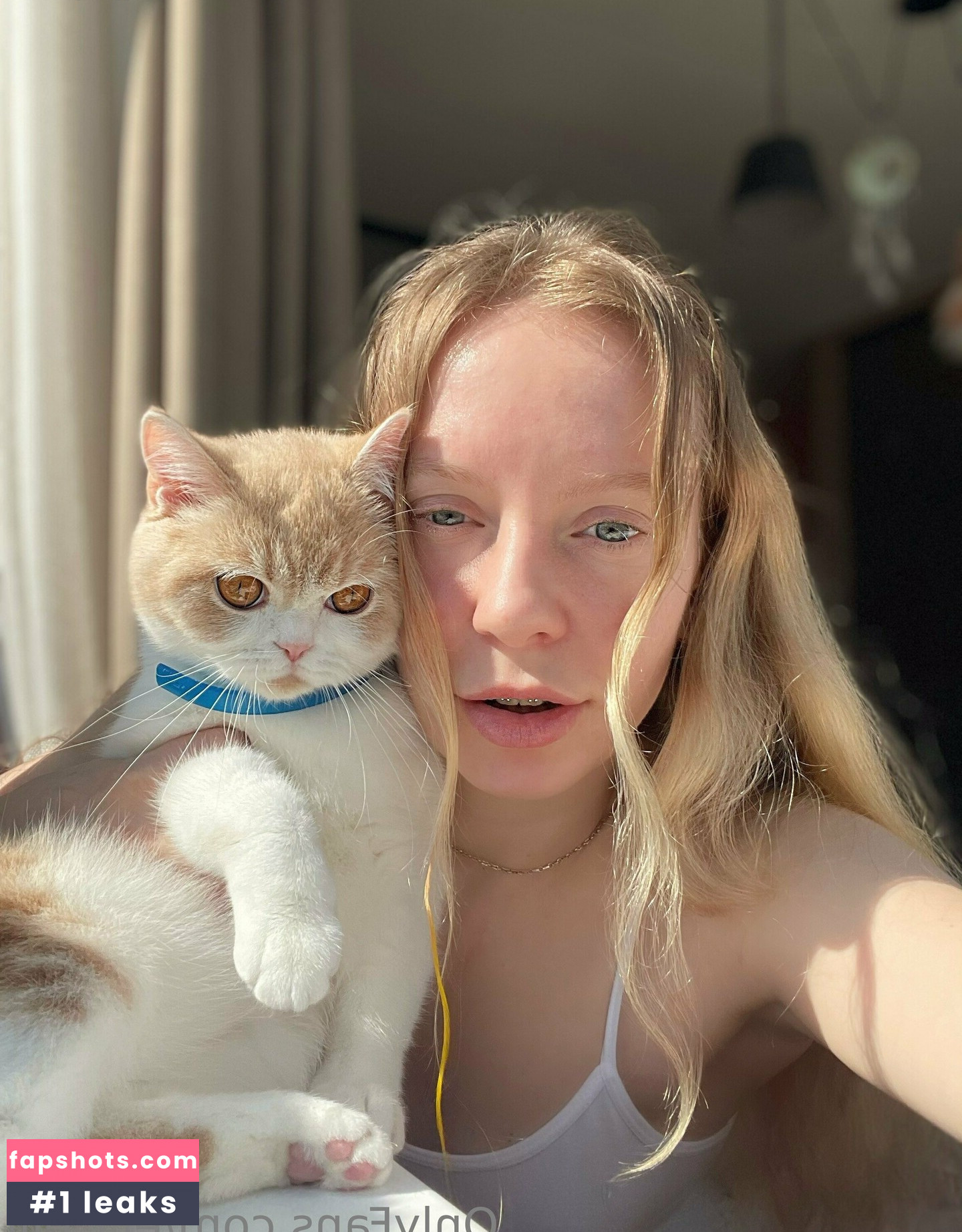 elli_elli gallery photo #10