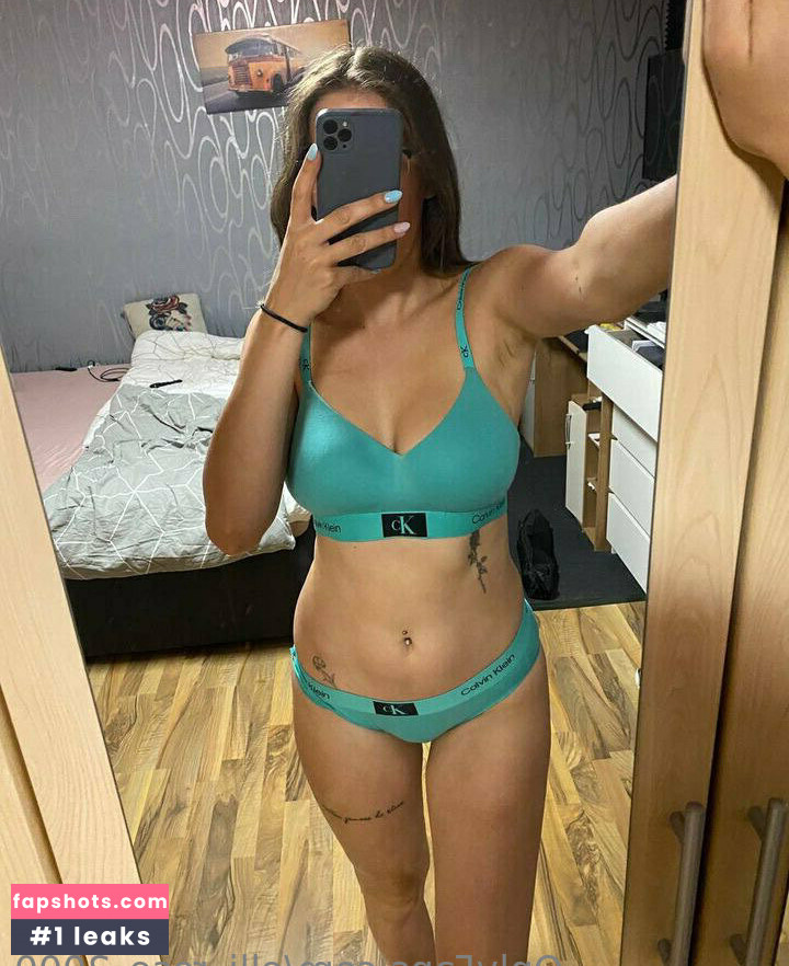 elli_rose_2000 Nude Leaks OnlyFans Photos #26 - LeakJerk