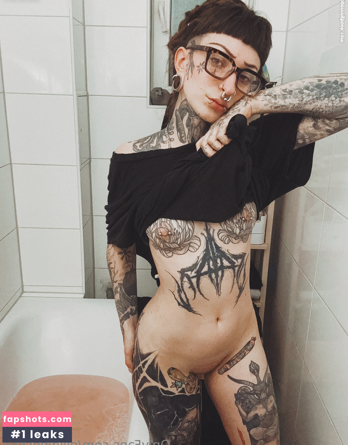 ElliDings666 Nahé úniky fotek pouze od fanoušků #13 - Fapshots