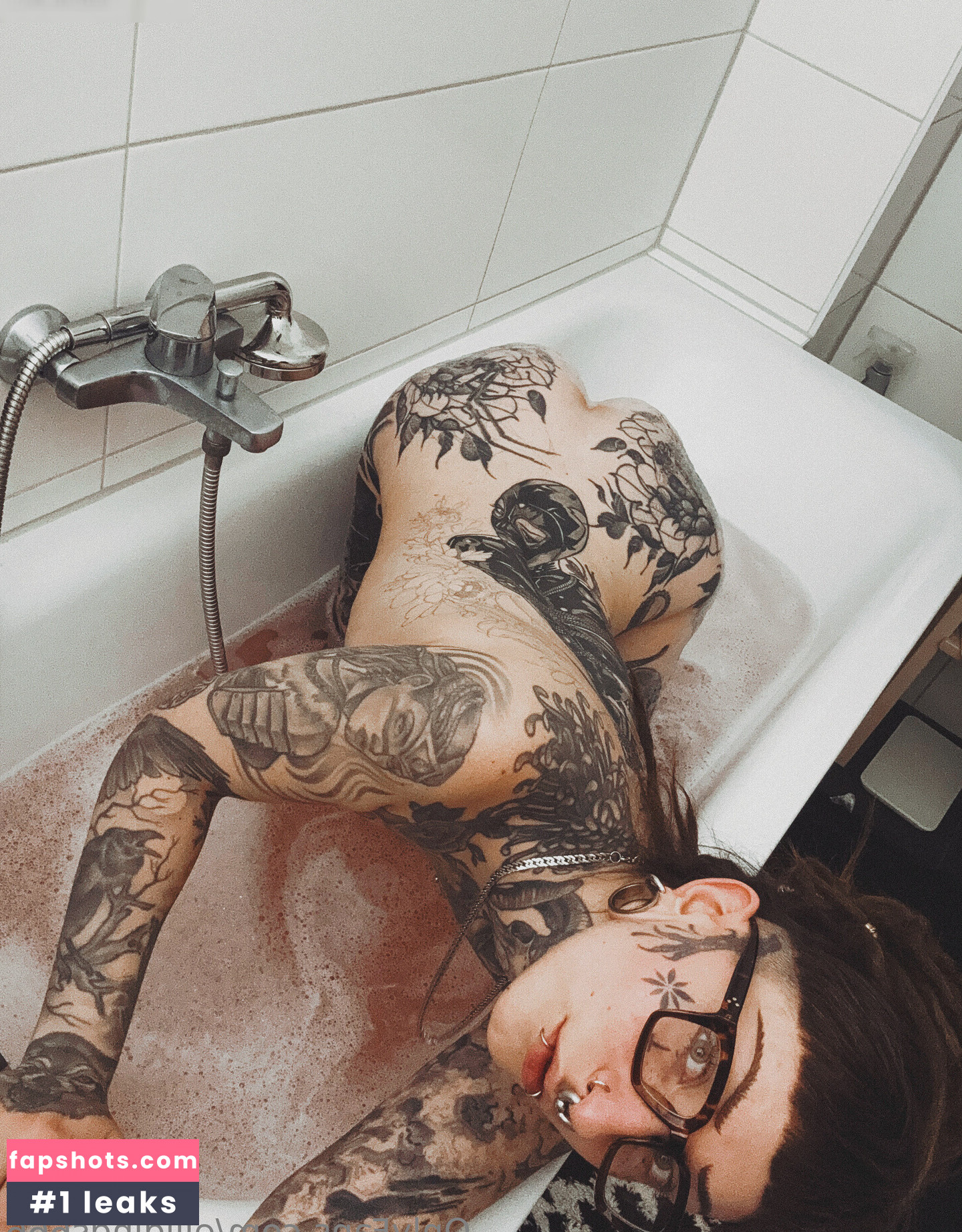 ElliDings666 Nahé úniky fotek pouze od fanoušků #15 - Fapshots