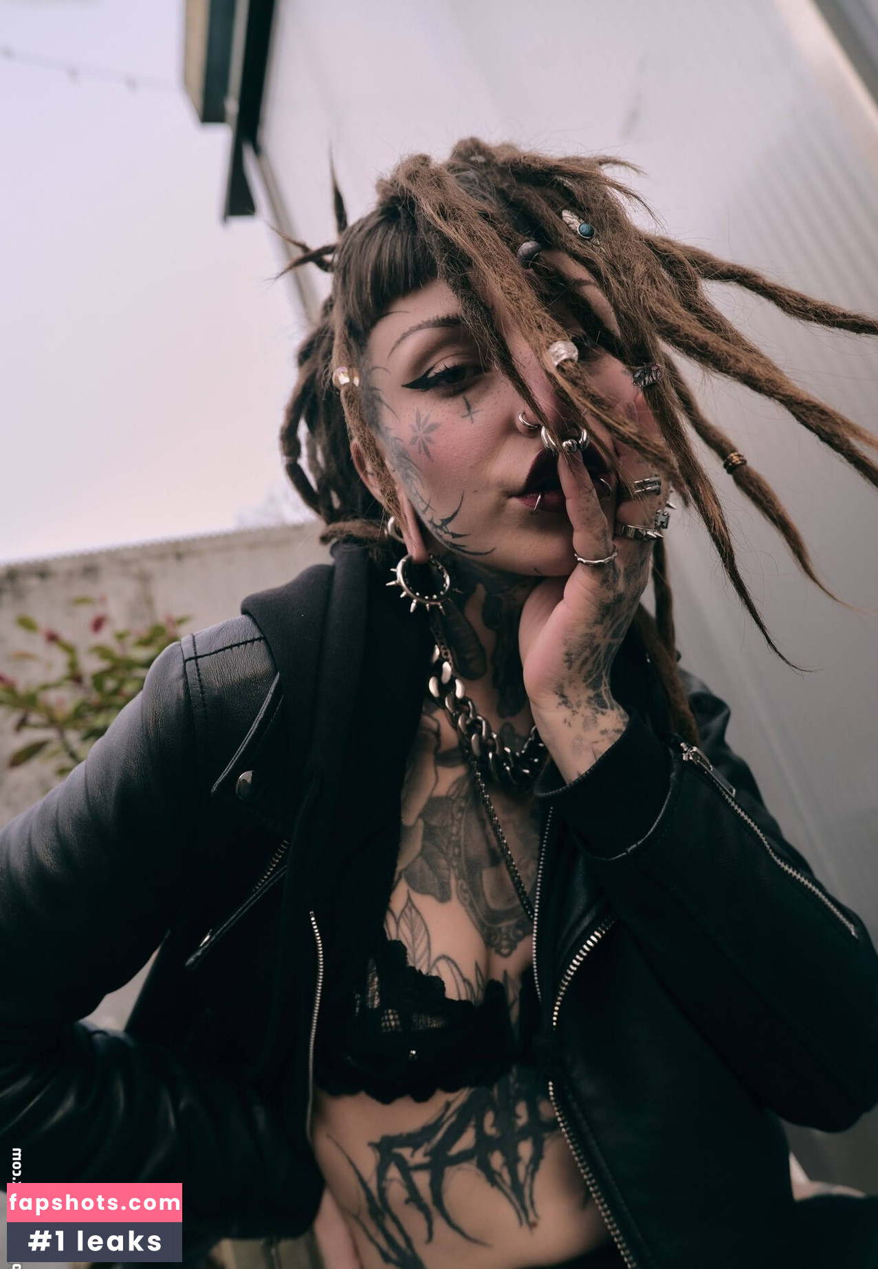 ElliDings666 Nahé úniky fotek pouze od fanoušků #5 - Fapshots