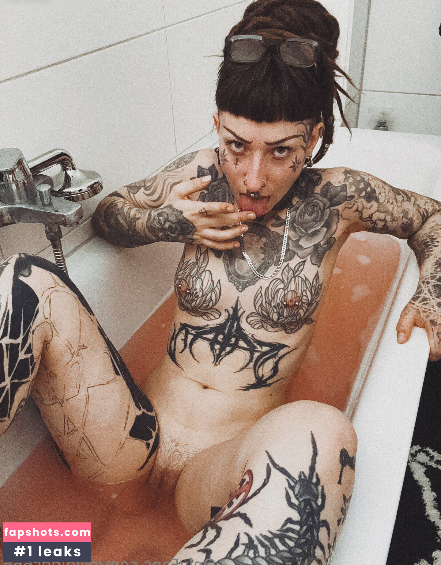 ElliDings666 Nahé úniky fotek pouze od fanoušků #8 - Fapshots