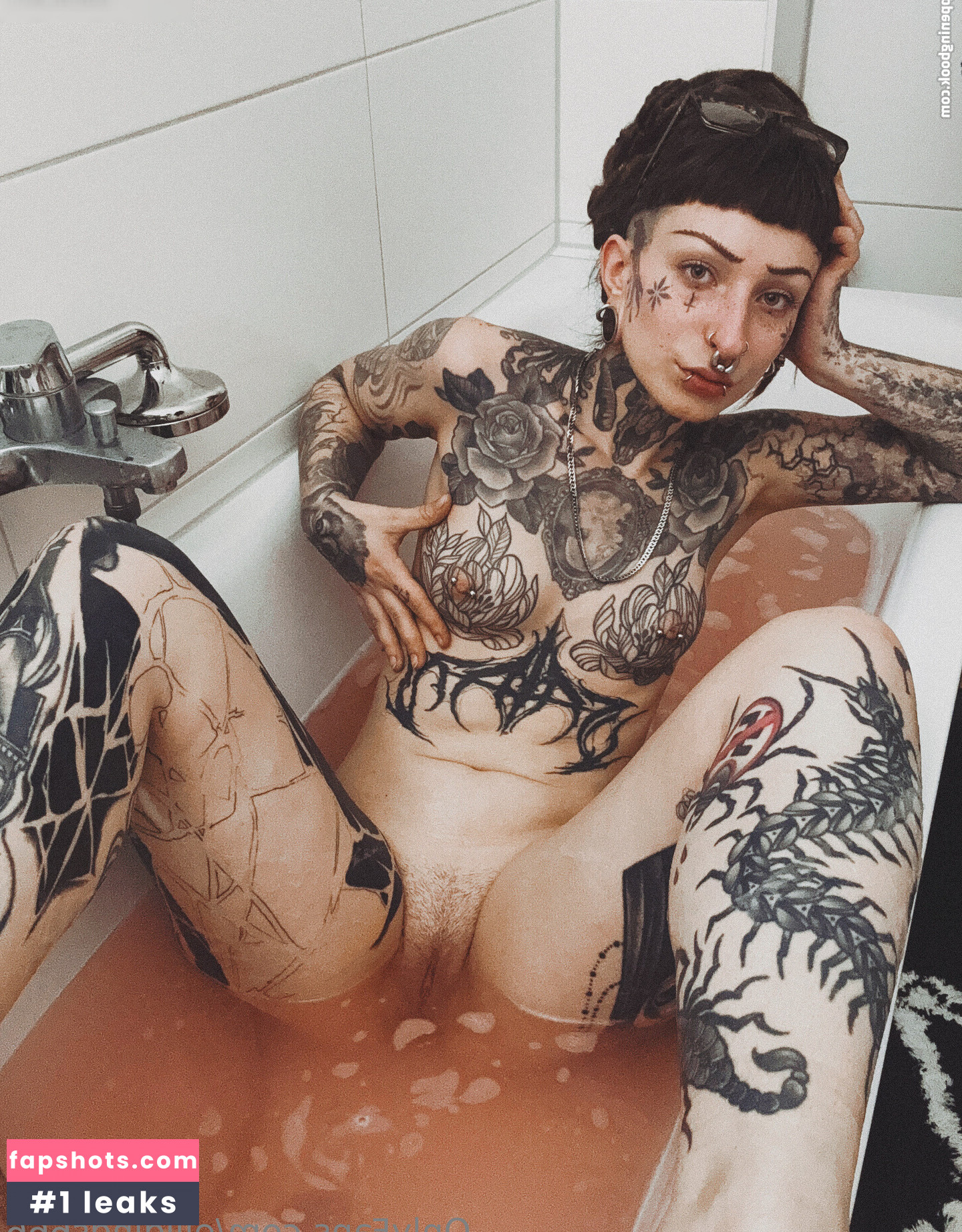 ElliDings666 Nahé úniky fotek pouze od fanoušků #10 - Fapshots