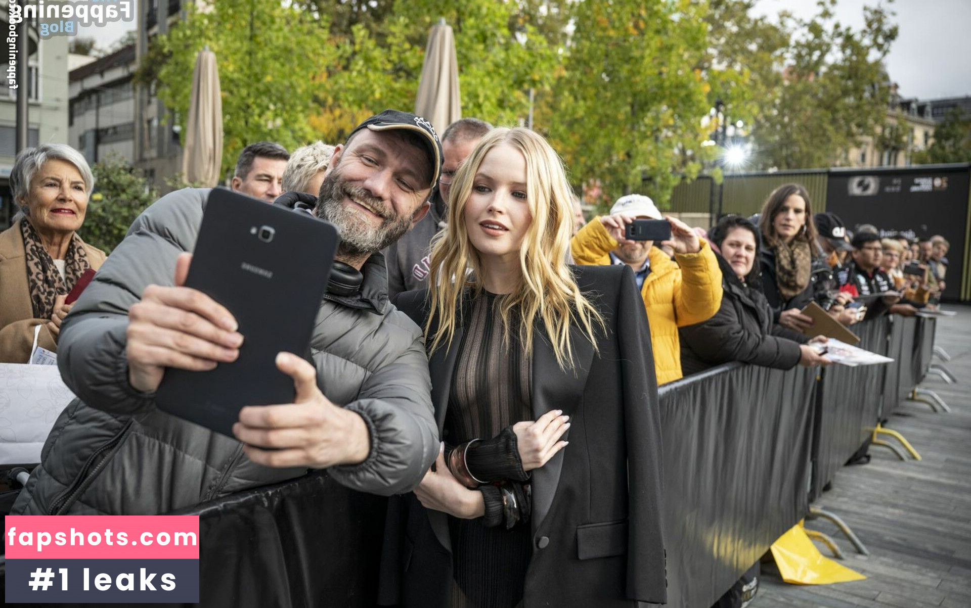 Ellie Bamber gallery photo #128