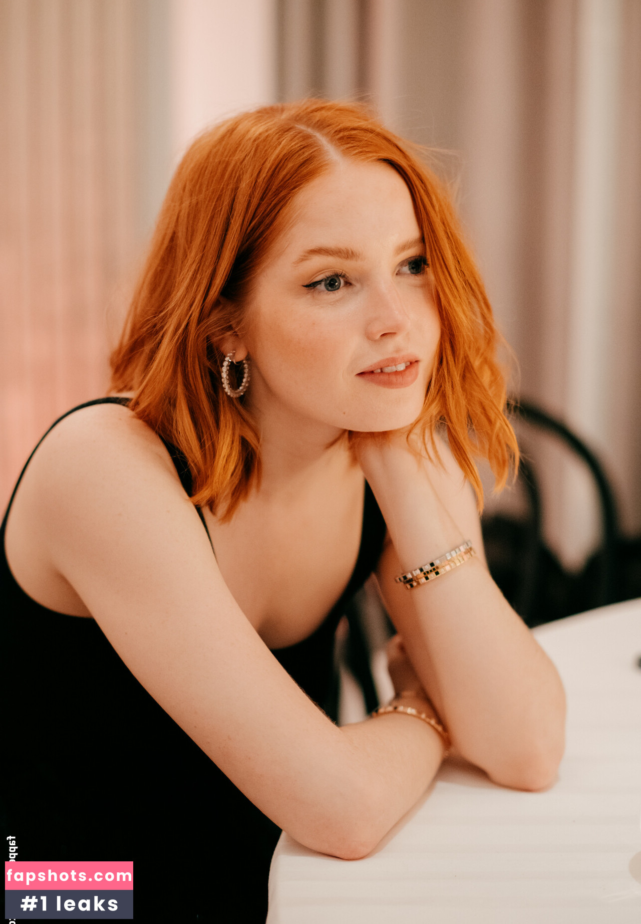 Ellie Bamber gallery photo #159