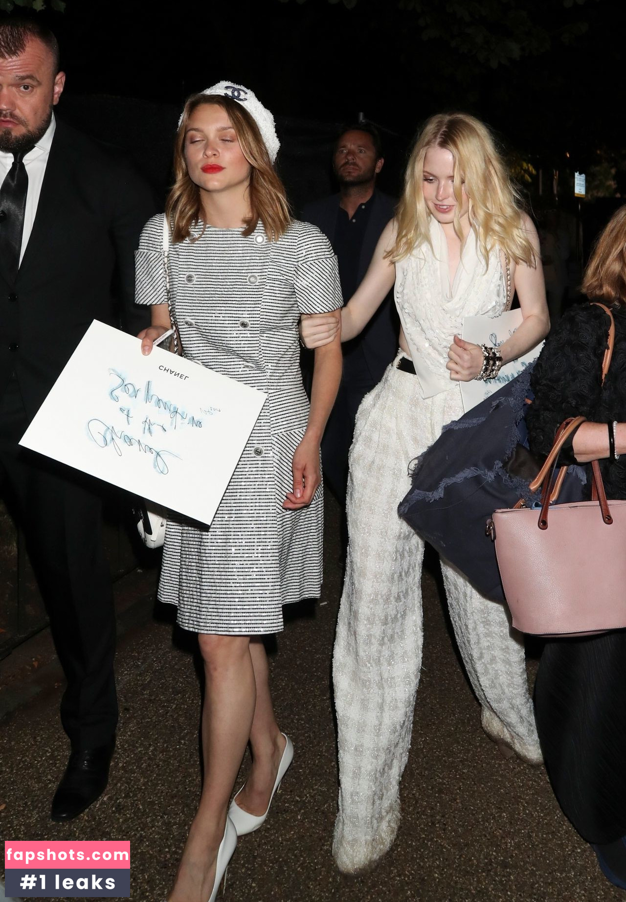 Ellie Bamber gallery photo #183