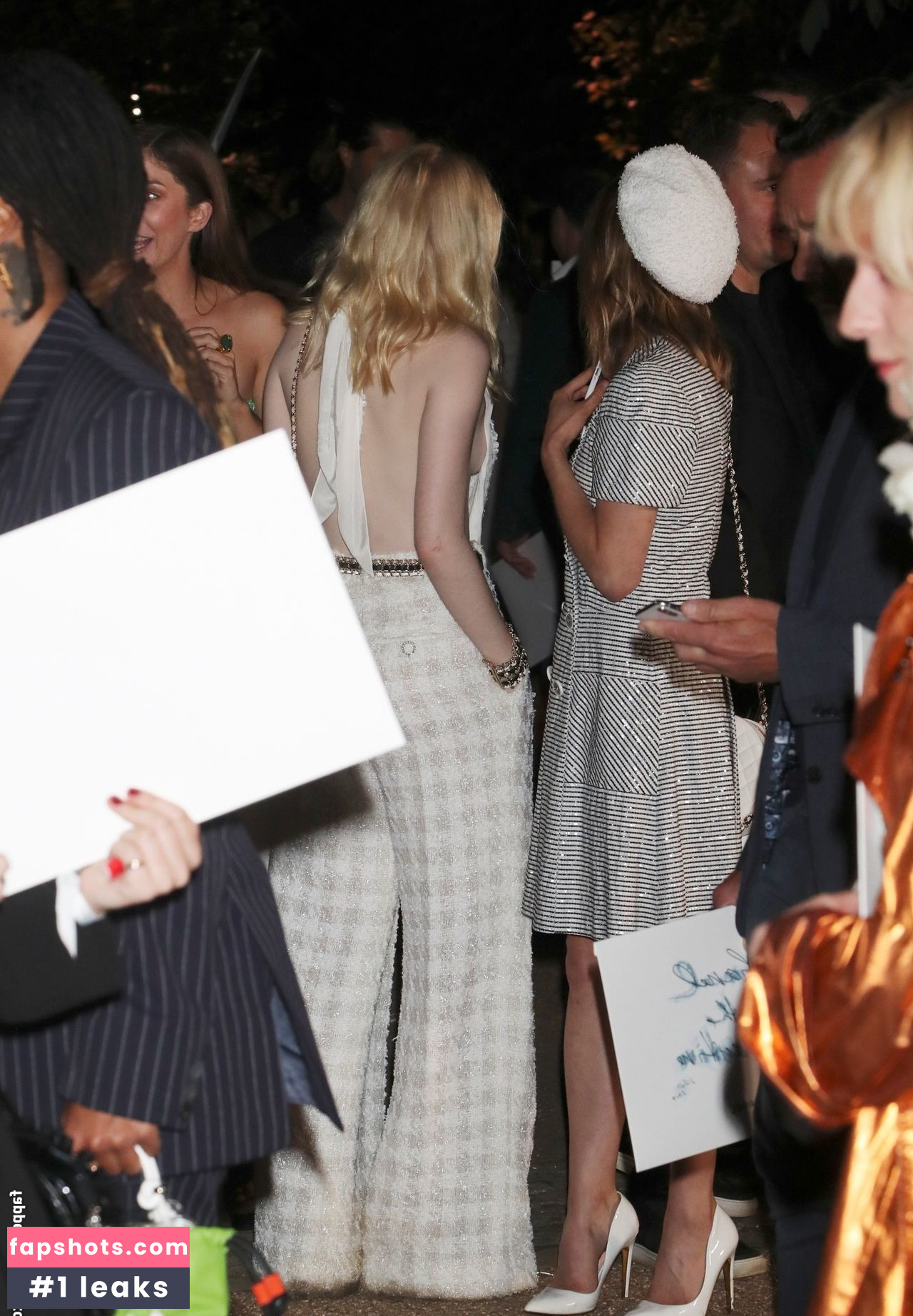 Ellie Bamber gallery photo #184