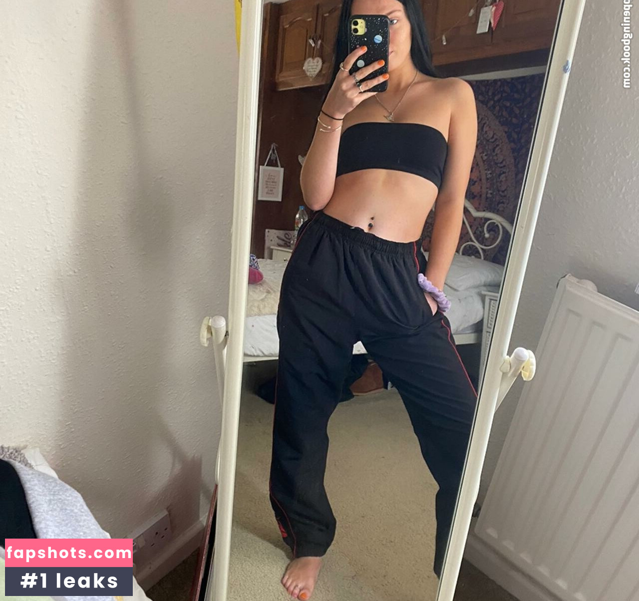 Ellie Done gallery photo #7