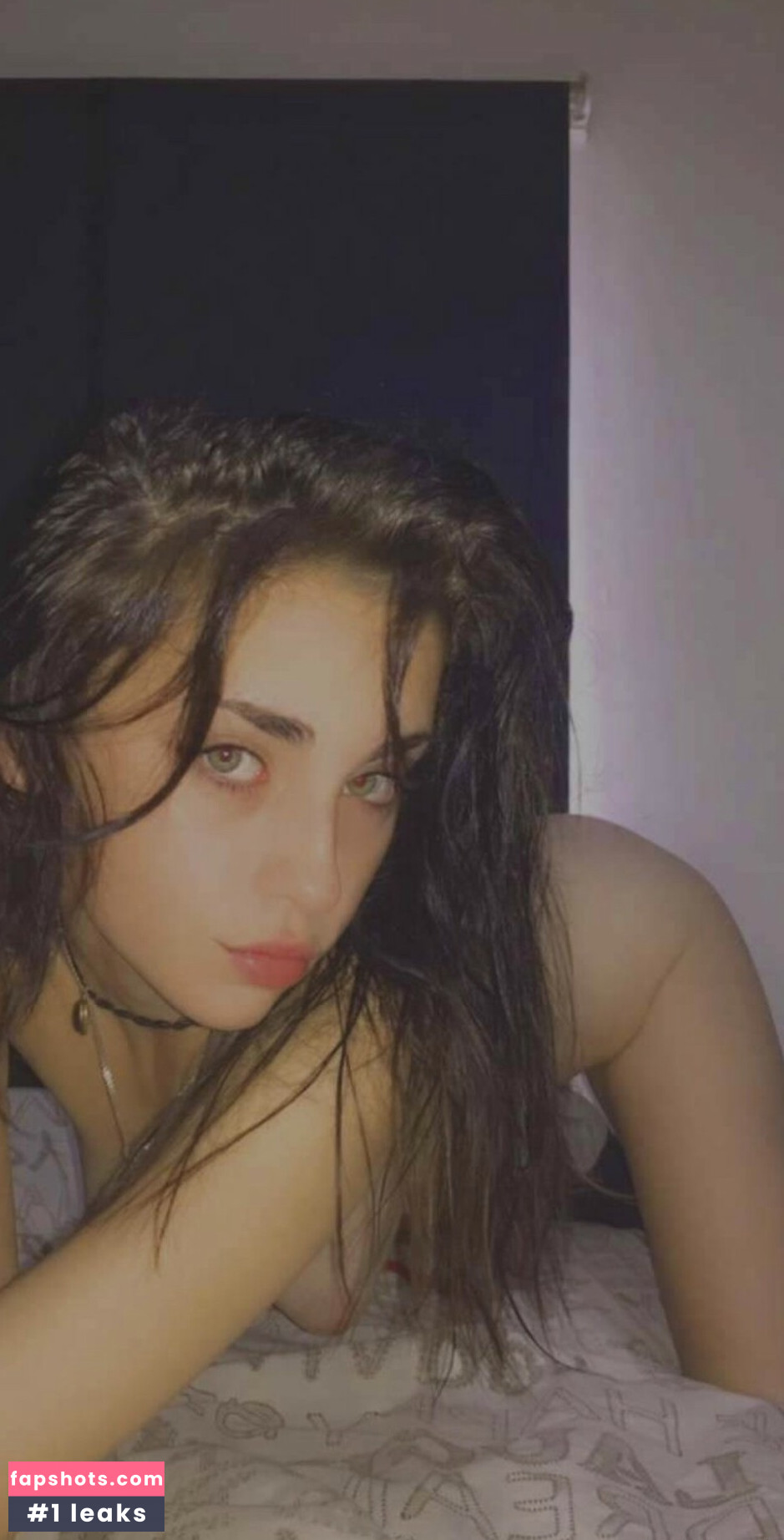 Ellie Gelder gallery photo #6