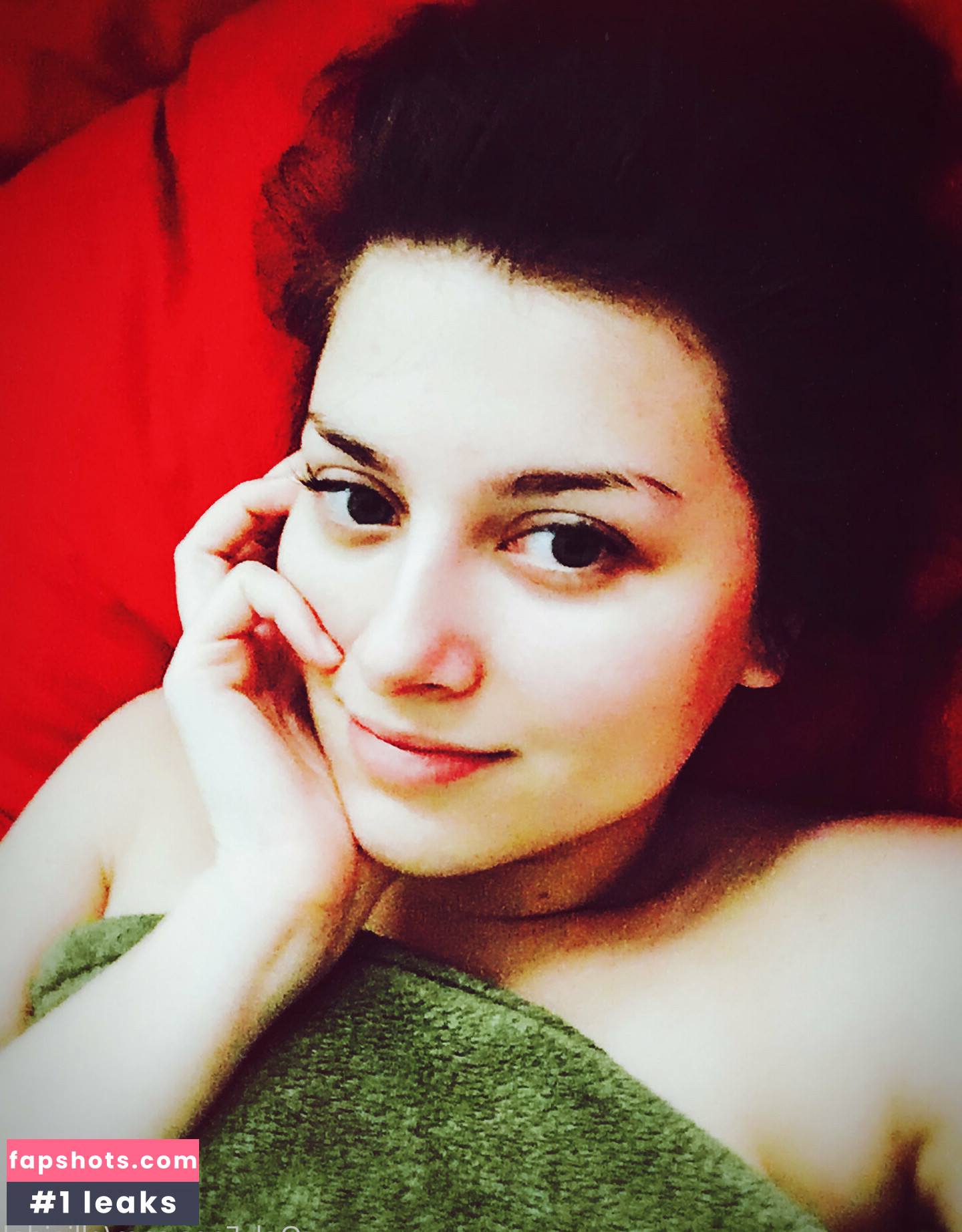 Ellie Idol gallery photo #46