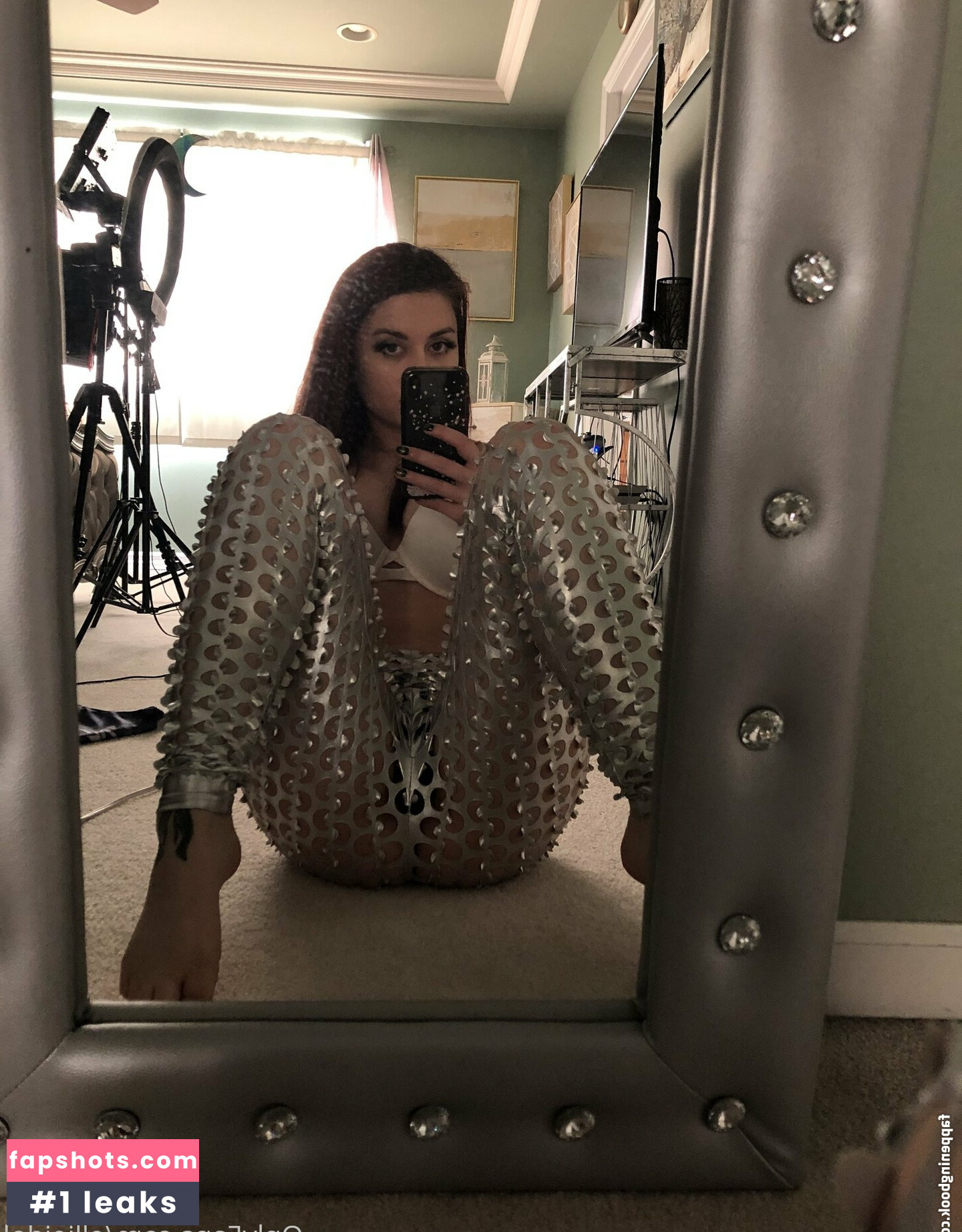 Ellie Idol gallery photo #59