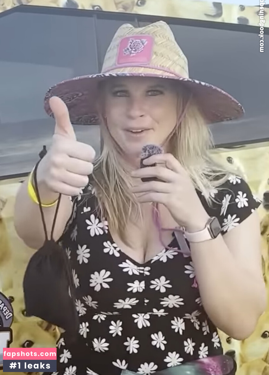 Ellie In Space Nacktheit OnlyFans Fotos #5 - Fapshots