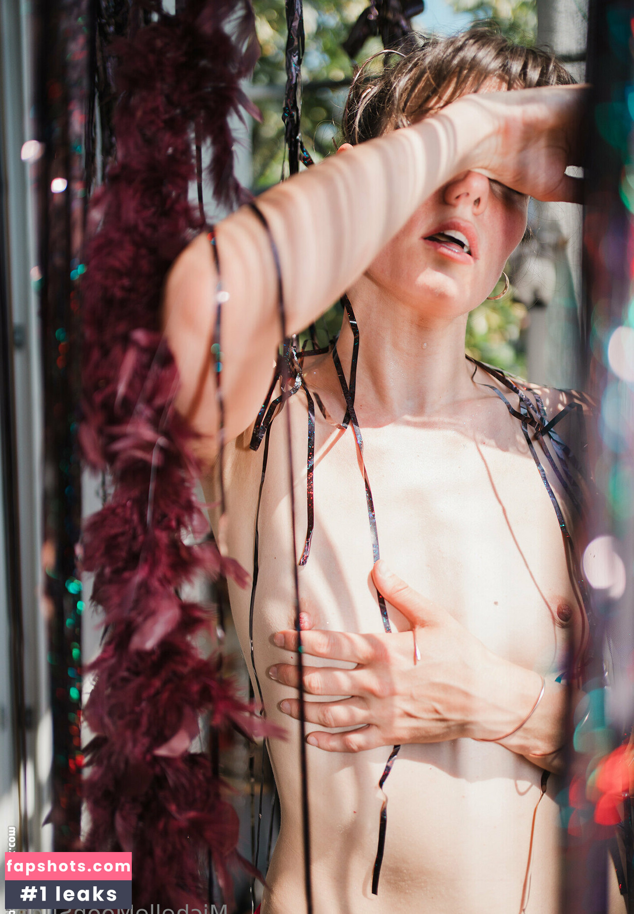 Ellie Land gallery photo #16