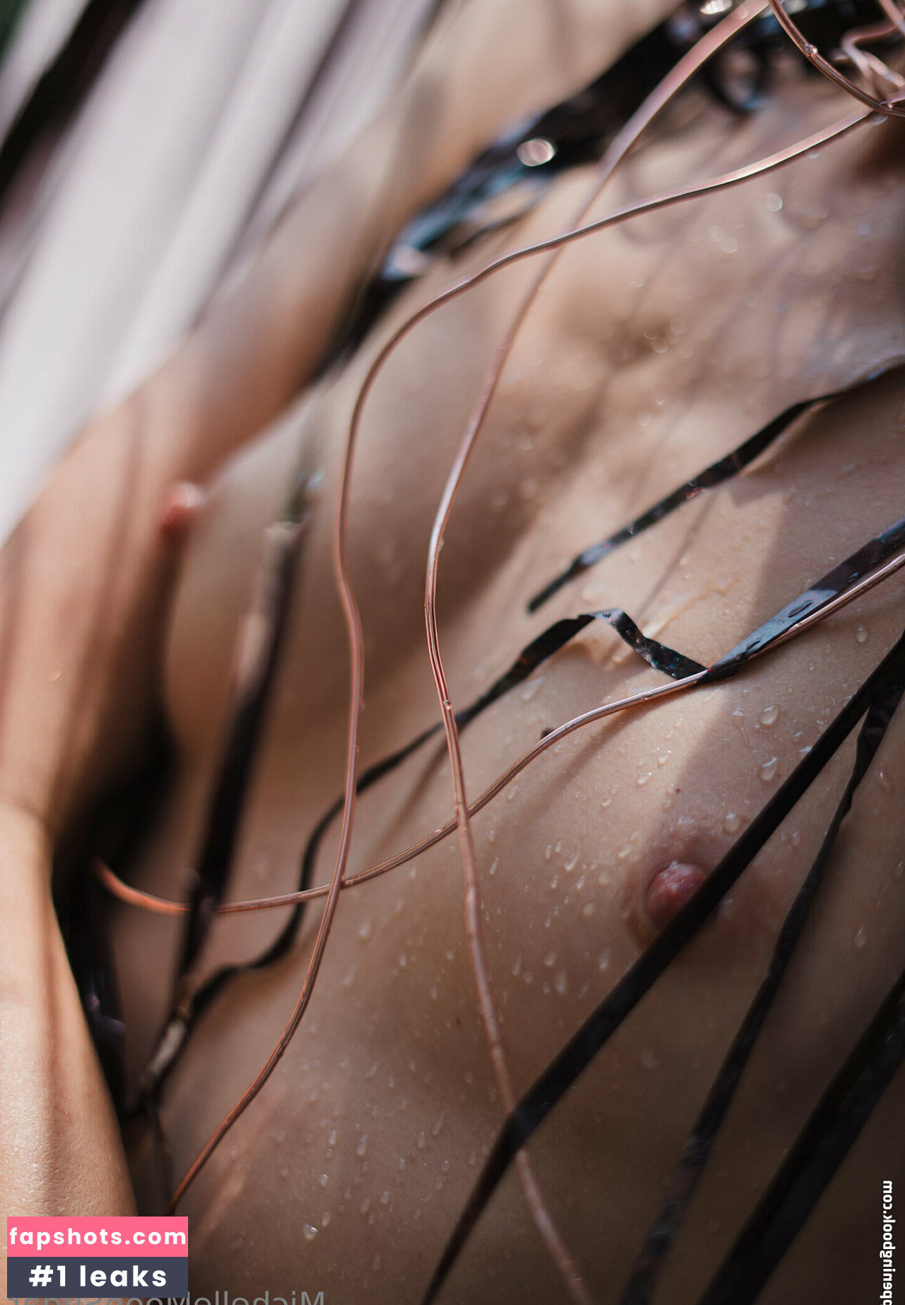 Ellie Land gallery photo #21