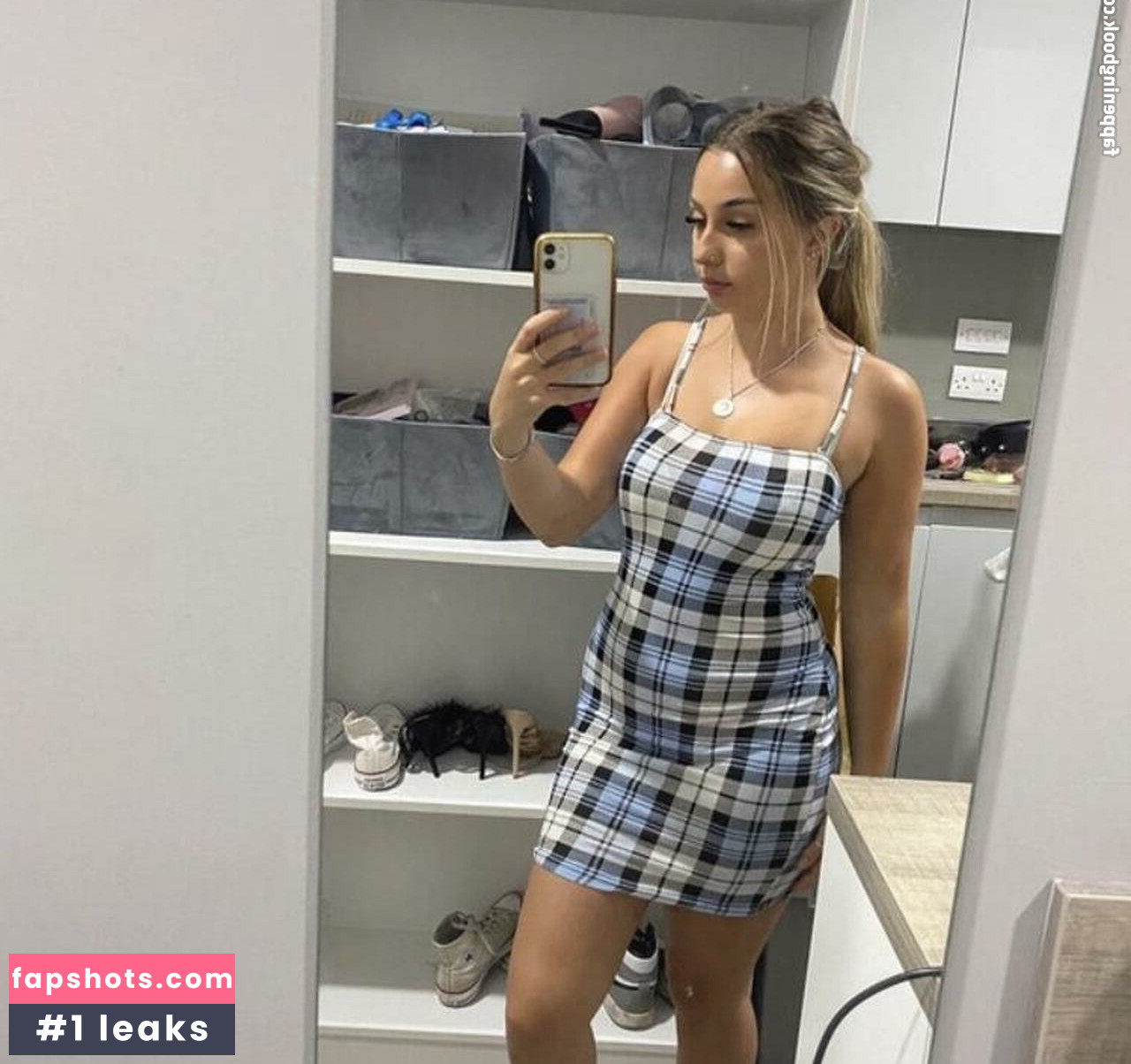 Ellie Lee Nude Leaks OnlyFans Photos #17 - LeakJerk