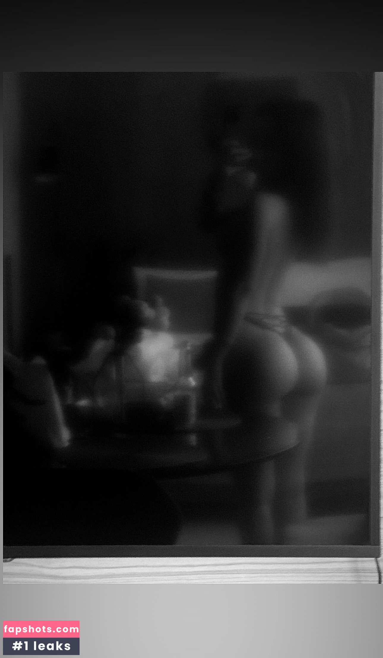 Ellie Leen gallery photo #174