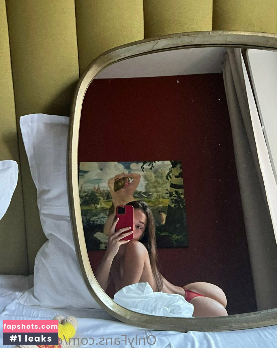 Ellie Leen gallery photo #643