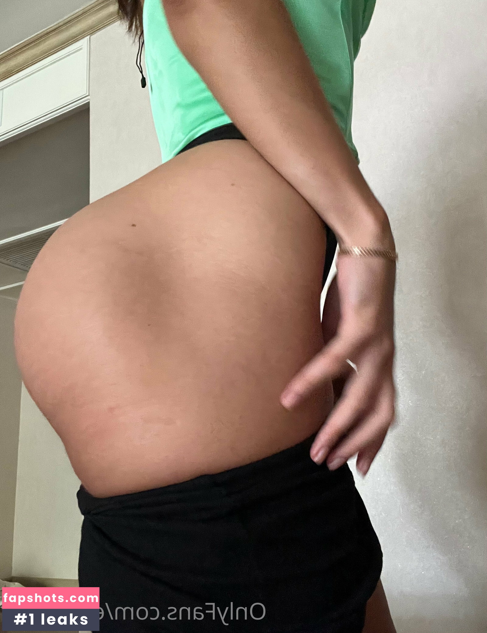 Ellie Leen gallery photo #2641