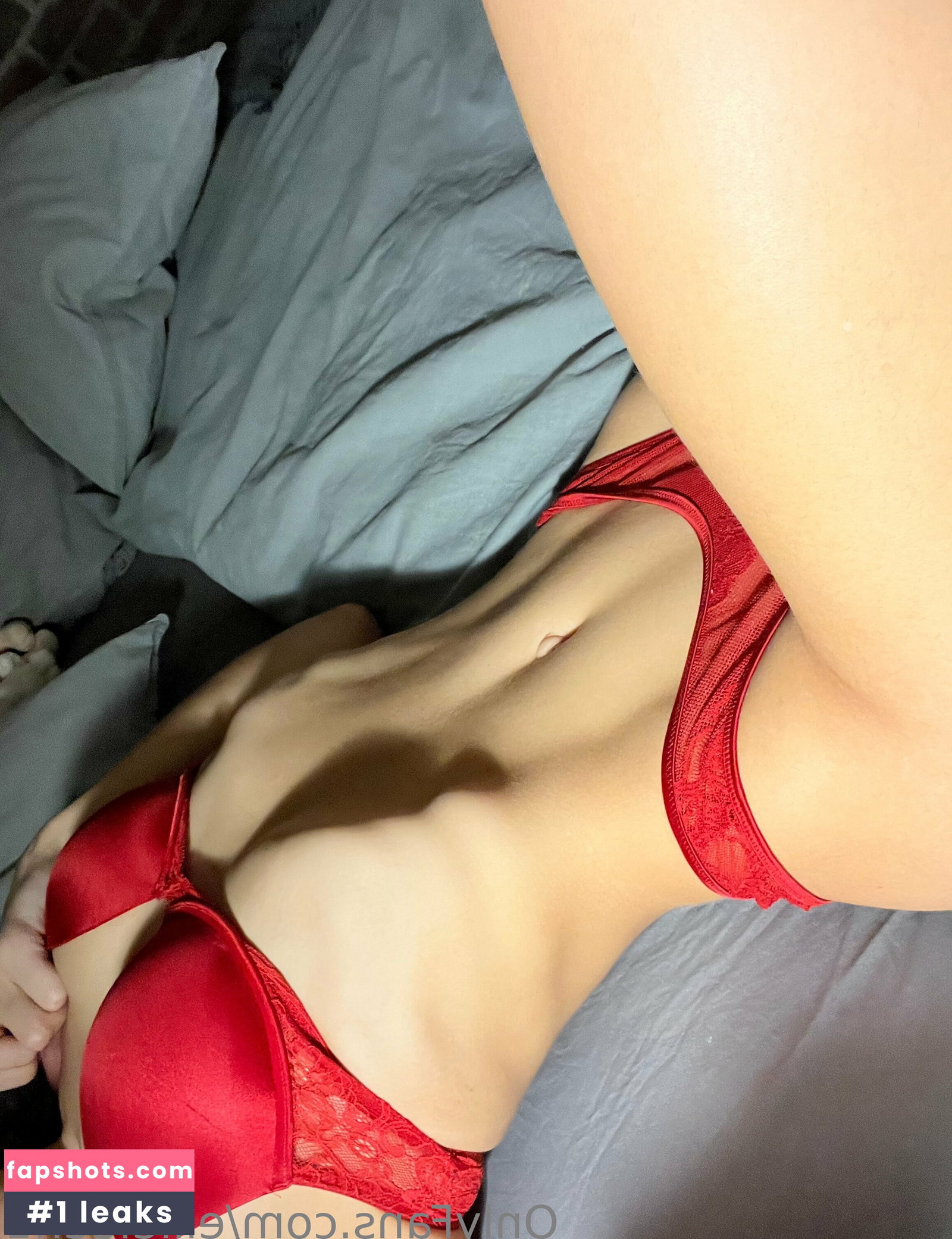Ellie Leen gallery photo #765