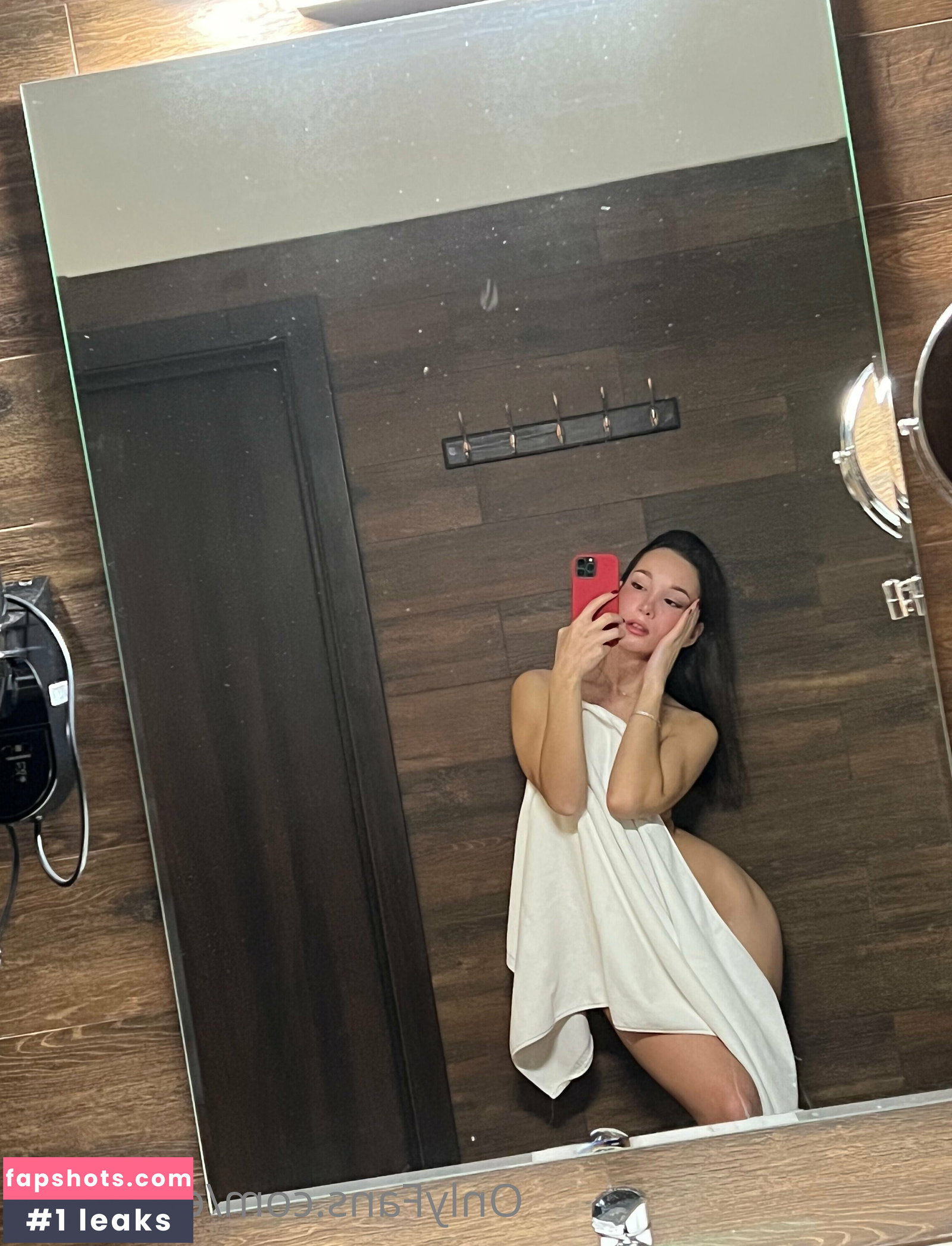 Ellie Leen gallery photo #675