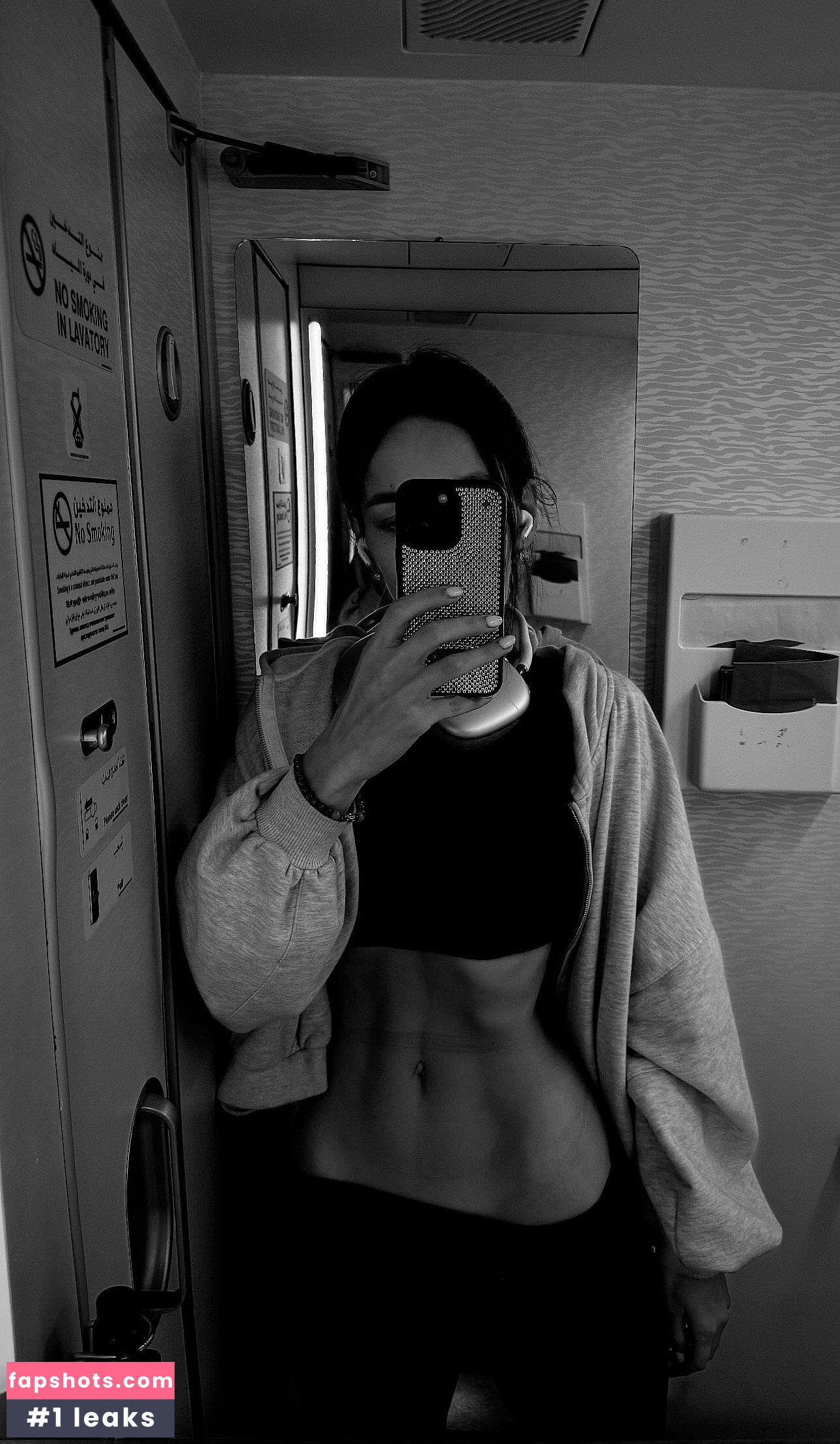 Ellie Leen gallery photo #2093