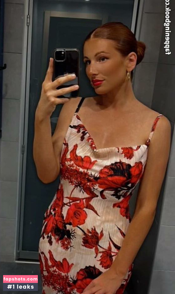 Ellie M gallery photo #11