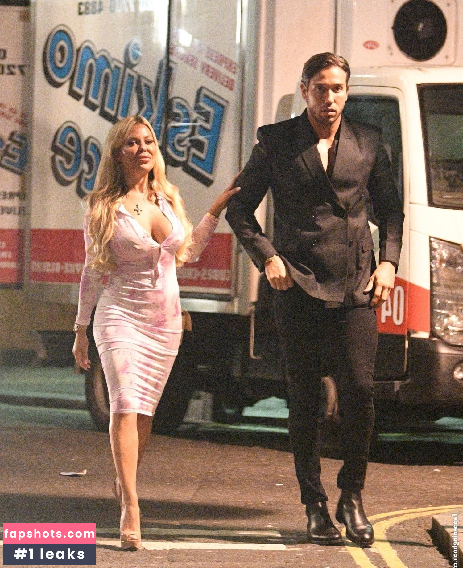 Ellie Mackenzie Nude Leaks OnlyFans Photos #8 - LeakJerk